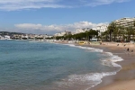 cannes-baie-des-anges-2